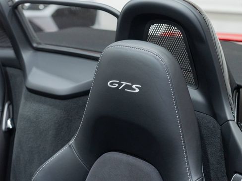 Used 2016 Porsche Boxster GTS RWD image 27