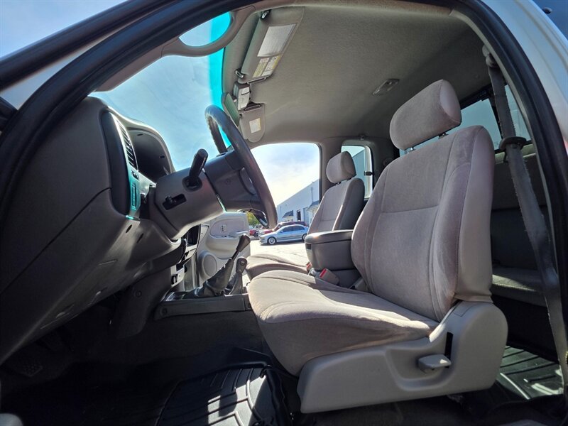 Used 2002 Toyota Tacoma 4x4 Xtracab V6 image 12
