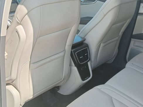 Certified 2023 Lincoln Nautilus AWD w/ Premium Package image 27