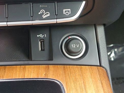 Used 2021 Audi Q5 2.0T Premium w/ Convenience Package image 35