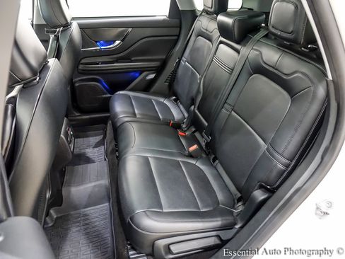 Used 2021 Lincoln Corsair Base AWD w/ Premium Package image 16