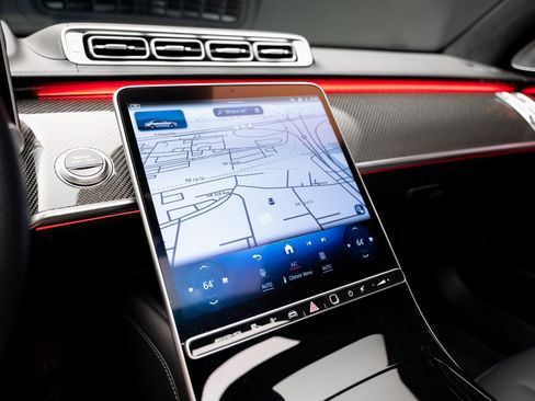 Used 2025 Mercedes-Benz S 63 AMG S image 53