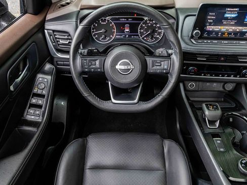 Certified 2023 Nissan Rogue SV w/ SV Premium B Package image 17