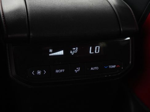 Used 2023 Toyota Highlander XSE AWD/4WD image 22