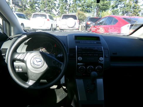 Used 2010 MAZDA MAZDA5 Sport w/ Popular Equipment Pkg image 9