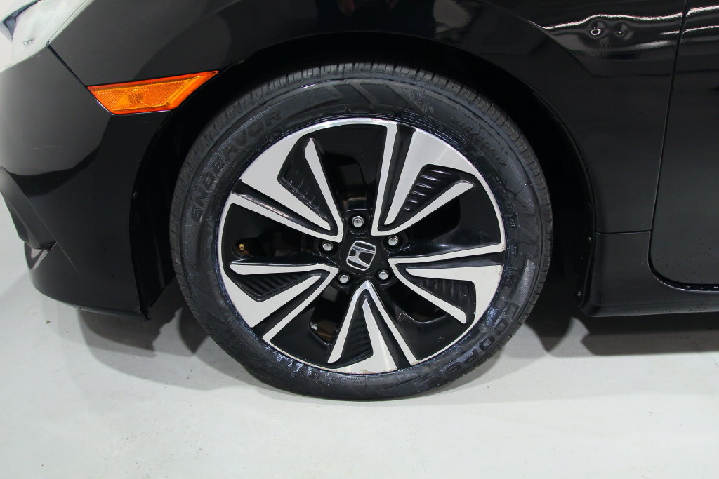 Used 2018 Honda Civic EX-L image 16