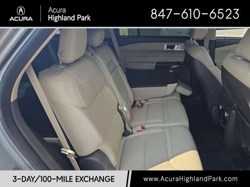 Used 2020 Ford Explorer Platinum w/ Premium Technology Package AWD/4WD image 22