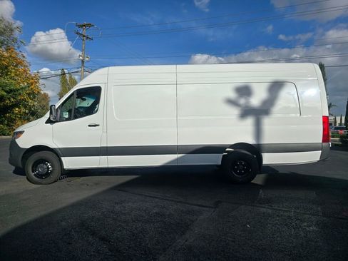 New 2026 Mercedes-Benz Sprinter 3500 image 3