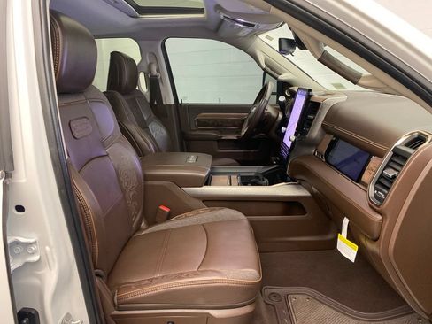 Certified 2025 RAM 2500 Limited AWD/4WD image 28