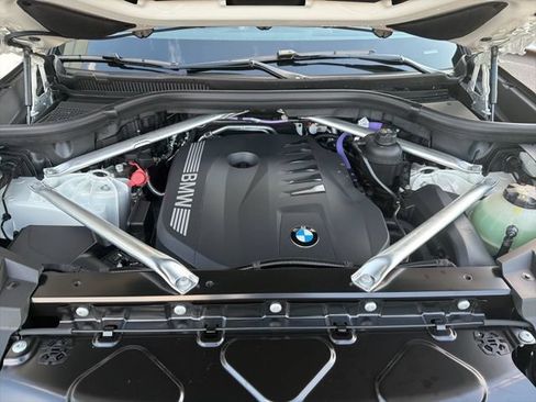 Used 2026 BMW X5 sDrive40i w/ M Sport Package RWD image 10