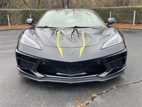 Used 2023 Chevrolet Corvette Stingray Premium Conv w/ Z51 Performance Package image 3