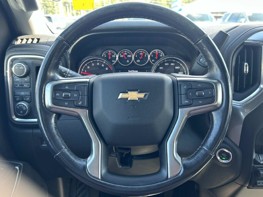 Used 2021 Chevrolet Silverado 1500 LT AWD/4WD image 26