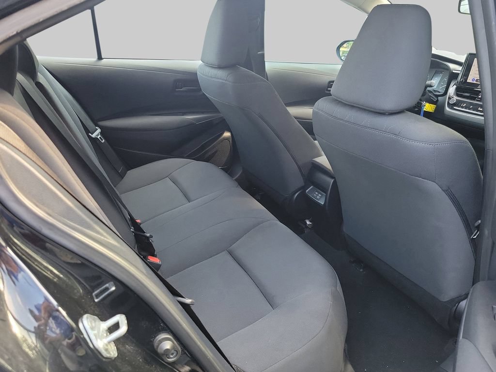 Used 2024 Toyota Corolla LE FWD image 33