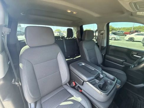 Used 2023 Chevrolet Silverado 1500 W/T w/ Z71 Off-Road Package AWD/4WD image 11