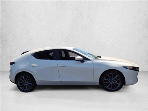 Used 2023 MAZDA MAZDA3 s FWD image 4