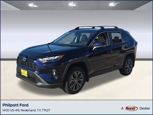 Used 2024 Toyota RAV4 XLE Premium image 1