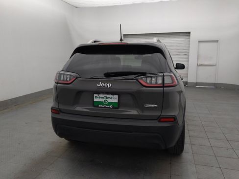 Used 2020 Jeep Cherokee Latitude Plus w/ Comfort/Convenience Group FWD image 7