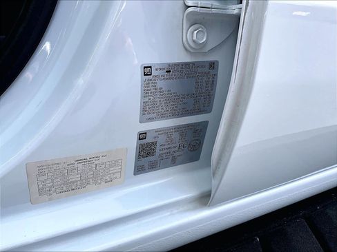 Used 2022 GMC Sierra 1500 AT4 w/ AT4 Premium Package AWD/4WD image 33