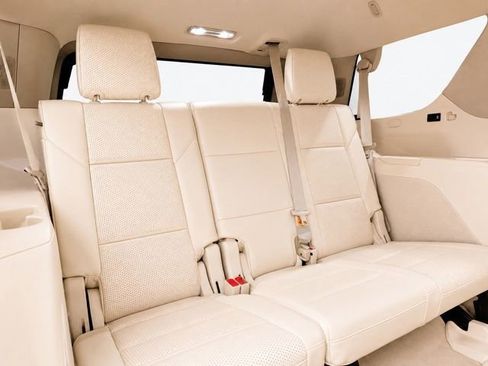 Used 2024 Cadillac Escalade Sport Platinum w/ LPO, ONYX Package AWD/4WD image 25