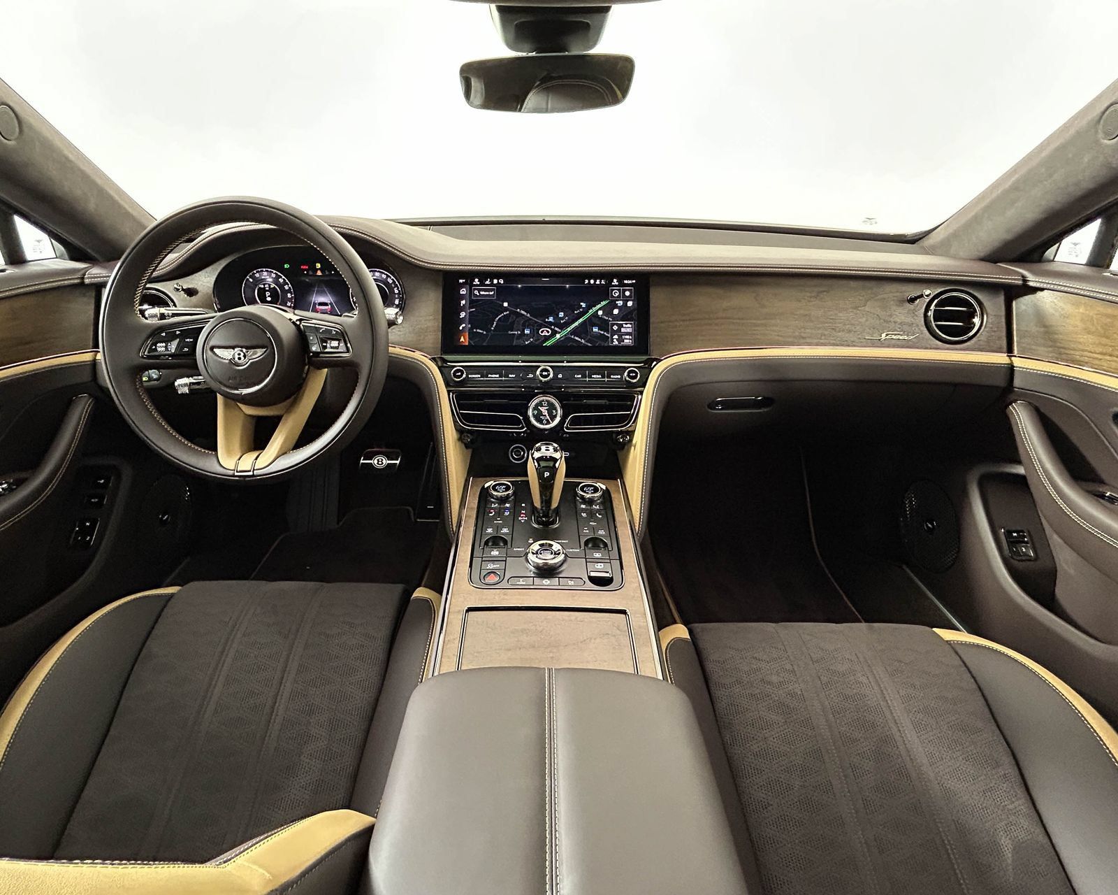 New 2026 Bentley Flying Spur Plug-In Hybrid AWD/4WD image 4
