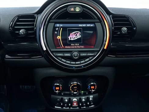 Used 2021 MINI Cooper Clubman S AWD/4WD image 19