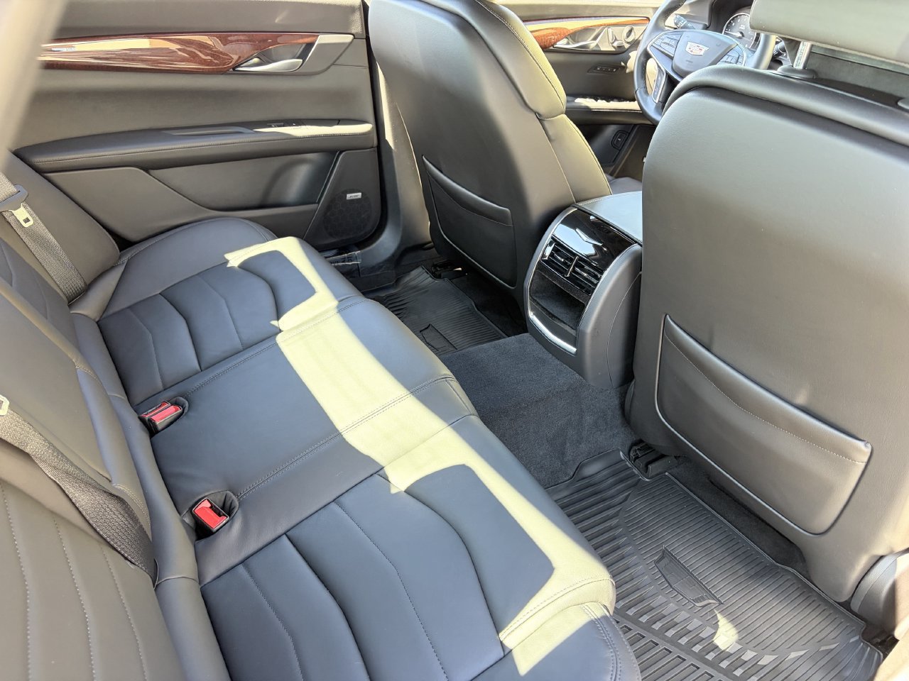 Used 2020 Cadillac CT6 Luxury AWD/4WD image 14
