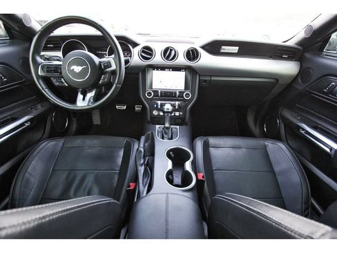 Used 2019 Ford Mustang Premium RWD image 10