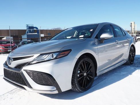 Used 2024 Toyota Camry XSE image 17