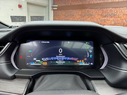 Used 2024 Jeep Grand Cherokee Overland w/ Luxury Tech Group IV image 15