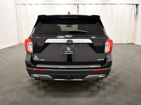 Used 2023 Ford Explorer Limited w/ Class IV Trailer Tow Package AWD/4WD image 6