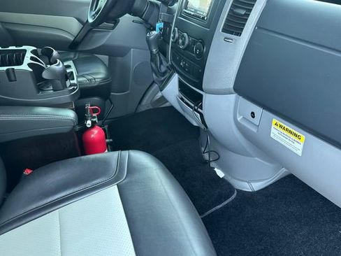 Used 2016 Mercedes-Benz Sprinter 3500 image 19