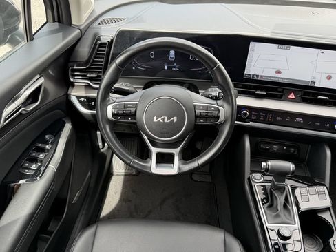 Used 2023 Kia Sportage EX FWD image 14