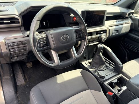 Used 2024 Toyota Tacoma TRD Off-Road AWD/4WD image 9