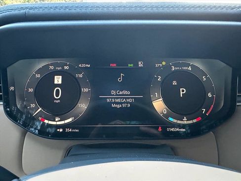 Used 2023 Land Rover Range Rover Sport SE image 12