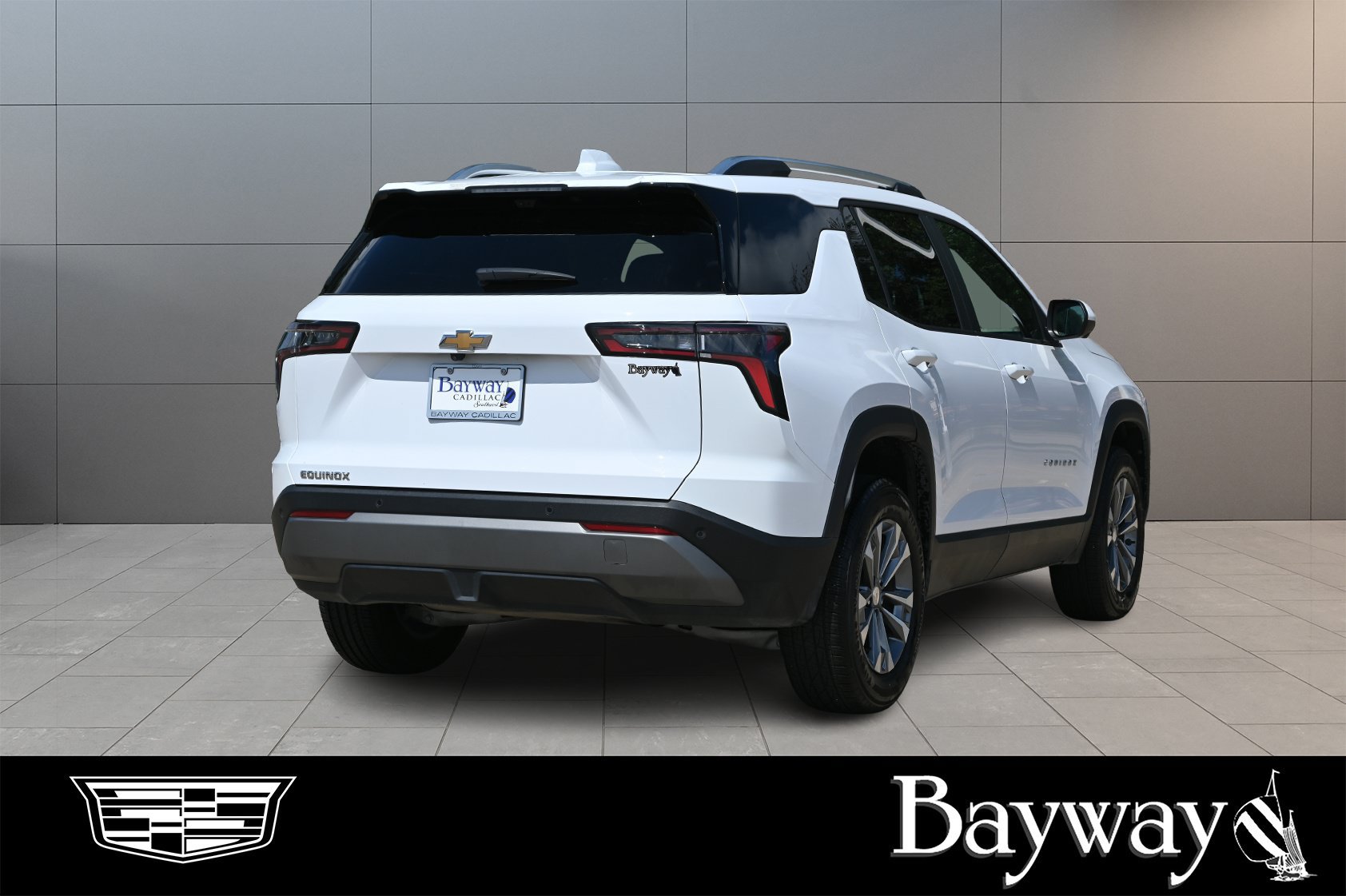 Used 2025 Chevrolet Equinox LT w/ Convenience Package II FWD image 6