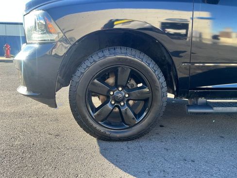 Used 2014 RAM 1500 Express w/ Black Ram 1500 Express Group image 17