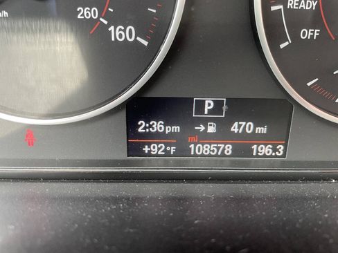 Used 2017 BMW 330i Sedan w/ Premium Package RWD image 19