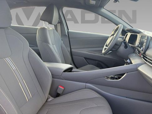 New 2026 Hyundai Elantra SEL Sport Premium image 36
