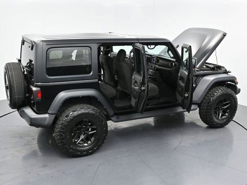 Used 2023 Jeep Wrangler Unlimited Sport AWD/4WD image 34