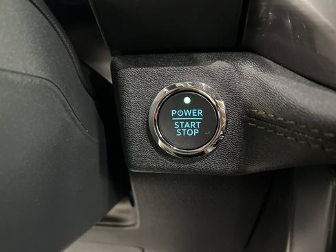 New 2025 Ford F150 Lightning Lariat image 19