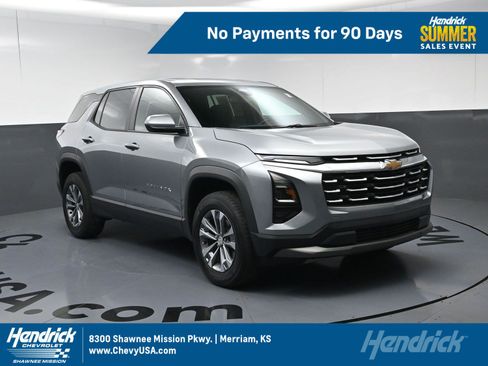 Used 2026 Chevrolet Equinox LT FWD image 1