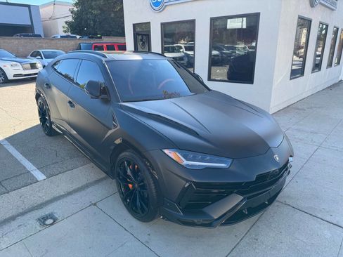 Used 2023 Lamborghini Urus S image 14