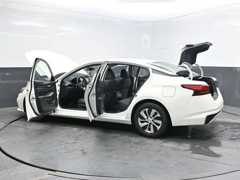 Used 2021 Nissan Altima 2.5 S FWD image 48