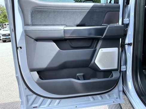 New 2026 Ford F250 Platinum w/ Tremor Off-Road Package AWD/4WD image 23