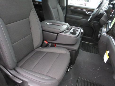 New 2026 Chevrolet Silverado 1500 LT image 13