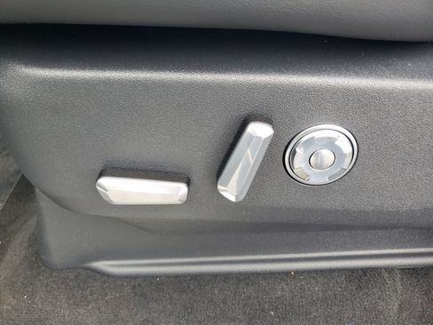 New 2026 Lincoln Navigator L Black Label image 13