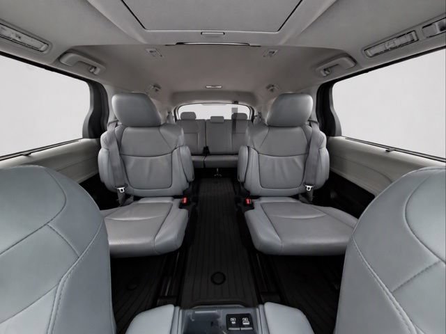 Used 2023 Toyota Sienna Limited AWD/4WD image 19