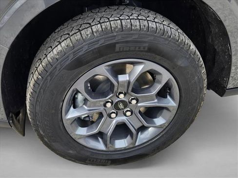 New 2025 Ford Maverick XLT w/ XLT Luxury Package image 10