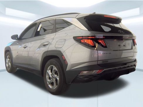 Used 2024 Hyundai Tucson SEL FWD image 4