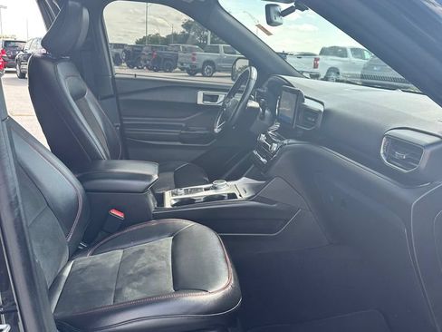 Used 2023 Ford Explorer ST-Line AWD/4WD image 23